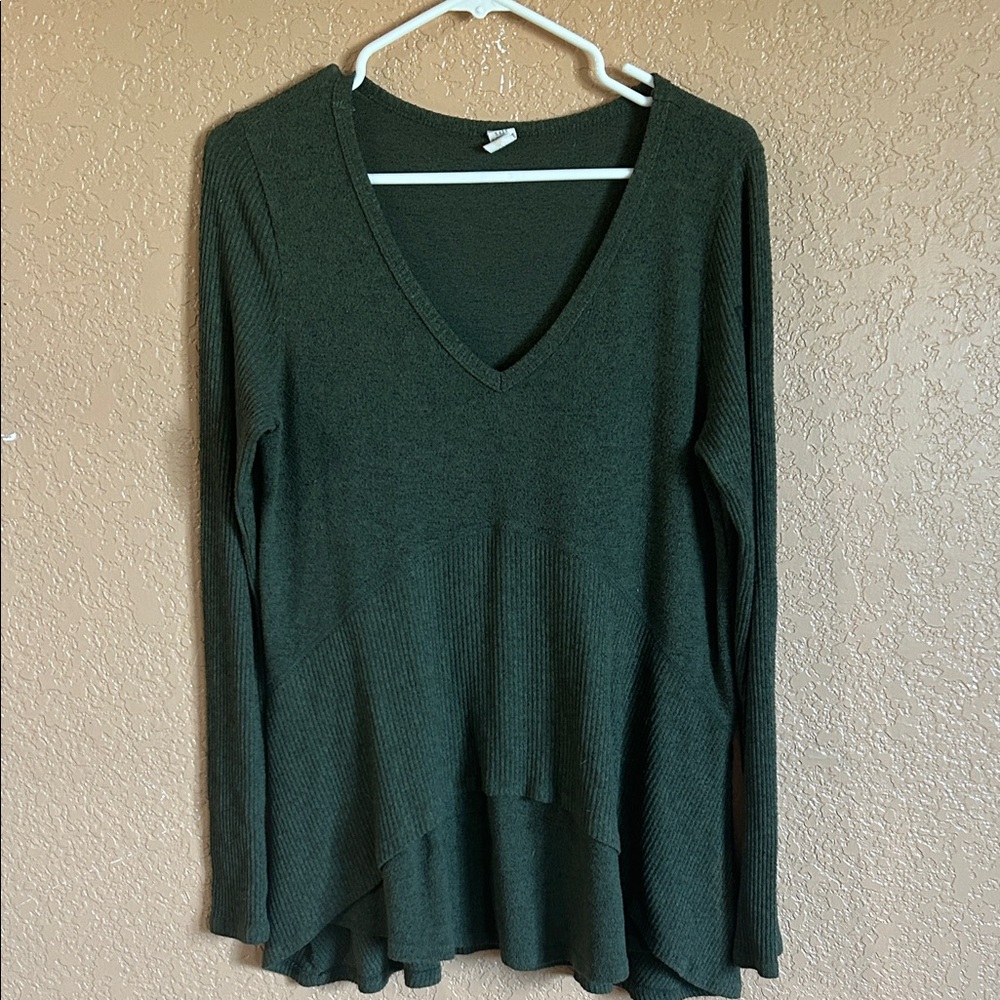 Elegant Forest Green V-Neck Long Sleeve Top